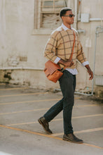 Load image into Gallery viewer, The Scout - Full Grain Leather Messenger
