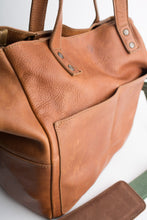 Load image into Gallery viewer, The Daniela - Full Grain Leather Simple Tote
