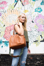 Load image into Gallery viewer, The Daniela - Full Grain Leather Simple Tote

