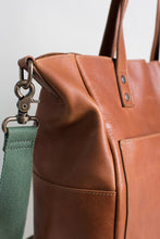 Load image into Gallery viewer, The Daniela - Full Grain Leather Simple Tote
