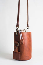 Load image into Gallery viewer, The Leather Lens Case
